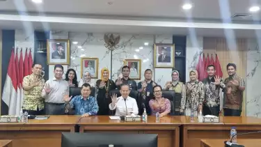 Rapat persiapan baksos antara IKA FK Unsri DKI Jakarta bersama bupati Kepulauan Seribu dan jajarannya