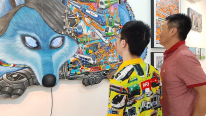 Pelukis Autis Pamerkan Lukisan Serigala dengan Kereta Api di Perutnya