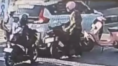 Pegawai artis Zaskia Adya Mecca dihajar pemotor arogan yang mengaku anggota