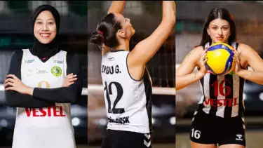 Setter Duygu Guncu bersama Opposite Manisa BBSK Megawati Hangestri dan Deniz Emrelli