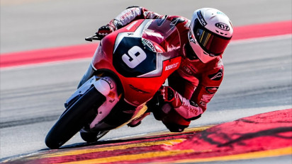 Pembalap Indonesia Veda Ega Pratama Bersinar di JuniorGP Misano 2025, Fokus Tancap Gas di Barcelona