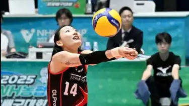 Setter Red Sparks, Kim Chae-na dalam pertandingan kontra IBK Altos di ajang KOVO Cup 2025.