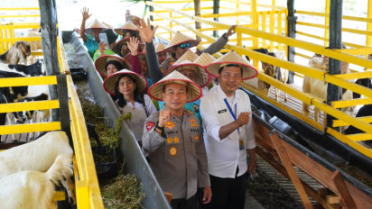 Peringati Hari Tani Nasional, Kapolda Riau Silaturahmi dengan Petani: Petani Harus Merasa Tenang Dalam Bekerja