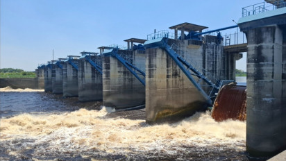 Air Bengawan Solo di Bojonegoro Positif Tercemar, Tak Penuhi Baku Mutu