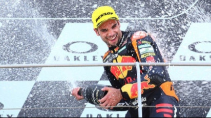 Brad Binder Sebut Miguel Oliveira Layak Bertahan di MotoGP Setelah Eks Rekannya di KTM Itu Didepak Pramac Musim Depan