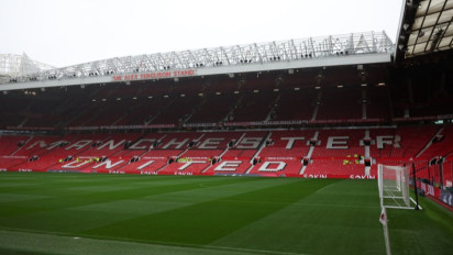 Siapkan Dana 60 Juta Euro, Manchester United Bidik Bek Sayap Eintracht Frankfurt untuk Gusur Posisi Luke Shaw