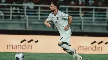 Debut Sensasional! Calvin Verdonk Langsung Bawa Lille Menang di Liga Europa