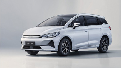 Harga BYD M6 DM Mulai Rp310 Juta? MPV Hybrid Baru BYD Langsung Diburu Konsumen