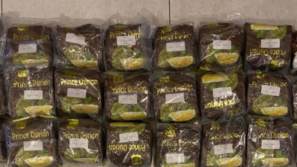 Polisi Bongkar Peredaran Narkotika Jaringan Malaysia di Jakut, 24,6 Kilogram Sabu Diamankan, Pelaku Mengaku Upahnya...
            - galeri foto