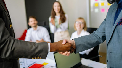 Ramalan Weton Hoki 14 November 2025, Pada Jumat Kliwon Dipenuhi Peluang Karir Hingga Peluang Bisnis