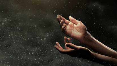 Hujan Turun Pertanda Nikmat Allah Datang, Perbanyak Doa yang Diajarkan Rasulullah Agar Membawa Rezeki dan Berkah