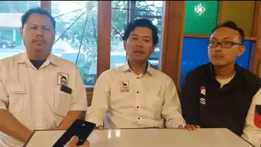 Ketua DPD PSI Sleman, Agung Subroto usai acara Konsolidasi RUU Perampasan Aset di Kopi Gajah Sleman