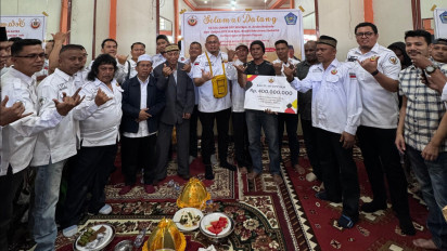IKM Beri Bantuan Rp 400 Juta untuk Perantau Minang Korban Kericuhan di Yalimo