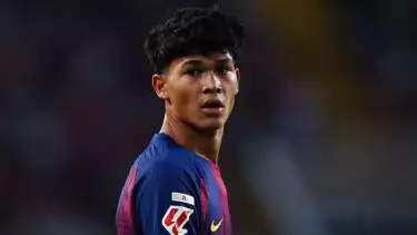 Pemain keturunan Filipina Dro Fernandez di Barcelona