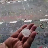 BMKG: Hujan Es di Lampung Barat karena Fenomena Awan Cumulonimbus 