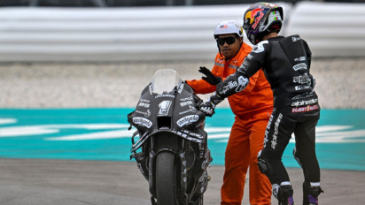 Jorge Martin Cedera Lagi Setelah Crash di Sprint Race MotoGP Jepang 2025, Bos Aprilia Sebut Martinator Bakal Absen Selama...