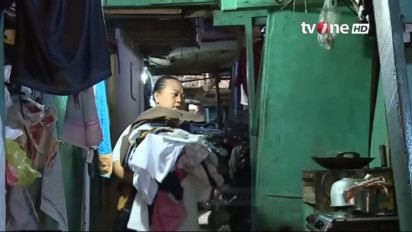 Bertahun-tahun Tak Ada Siang, Warga Kampung Tongkol Jakarta Utara Ngaku Sudah Biasa Hidup di Dalam Gelap Gulita