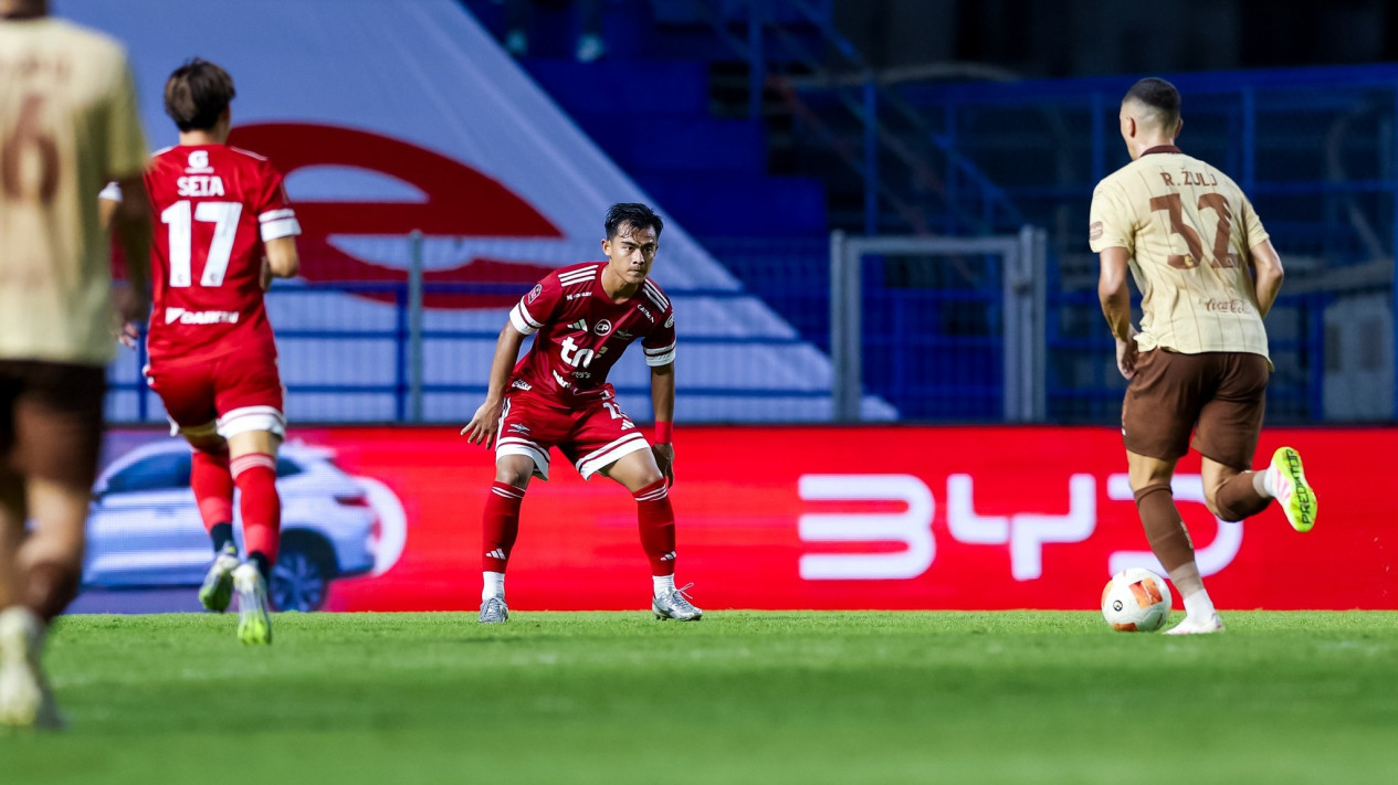 Media Thailand Optimistis Klub Pratama Arhan Bisa Menang Mudah dari Persib
            - galeri foto