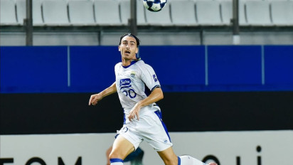 Buat Pratama Arhan Pusing, Persib Bandung Unggul  1-0 dari Bangkok United di Babak Pertama