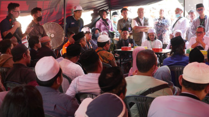 Wali Santri Sepakati Evakuasi Korban Mushola Ambruk Ponpes Al-Khoziny dengan Alat Berat