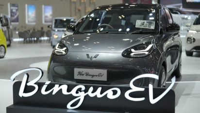 Memangnya Ada Mobil Listrik Khusus Wanita? Wuling New BinguoEV, Mobil Listrik Stylish yang Jadi Iconic Small Hatchback EV of the Year