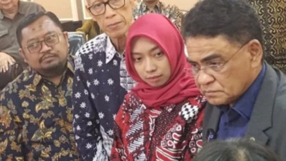Ayah dan Istri Arya Daru Tak Hadiri Audiensi di Polda Metro Jaya, Kuasa Hukum Ungkap Alasan Absen Kliennya