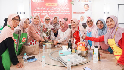 Upayakan Mandiri Secara Ekonomi, IRT di Cirebon Berbondong-bondong Ikut Pelatihan Baking Kue Viral
