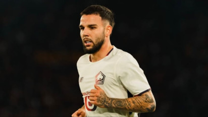 Media Italia Kejengkelan Calvin Verdonk Tak Diberi Kartu Merah saat Lille Hantam AS Roma di Liga Europa: Ini Kesalahan Serius! 