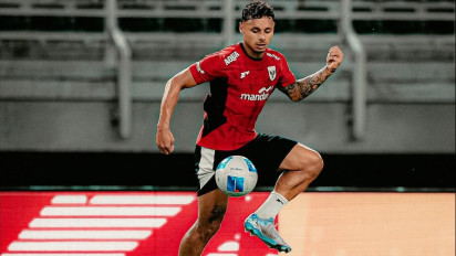 Setelah Maarten Paes, Ajax Akhirnya Kembali Incar Bek Kiri Timnas Indonesia yang Sudah Lama Dipantau?