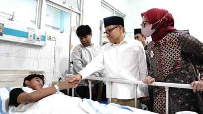 Cak Imin Angkat 4 Santri Korban Reruntuhan Ponpes Al Khoziny Jadi Anaknya