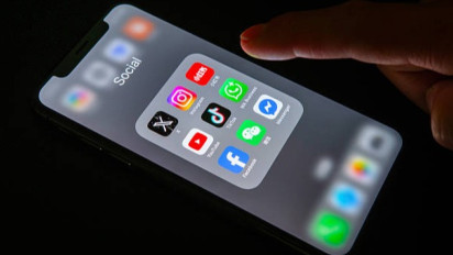 Diduga Monetisasi Konten Judol di Fitur Live Streaming, Komdigi Bekukan TikTok Sementara