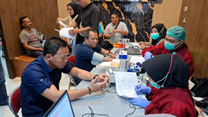 Ramai-ramai Warga dari Berbagai Provinsi Ikut Donor Darah, DPD RI: Wujudkan Asta Cita