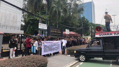 Gelar Aksi Unjuk Rasa di Kemendagri, Massa Desak Pengusutan Dugaan Kode Etik Oknum Pejabat di Halmahera Utara