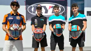 Enea Bastianini, Diogo Moreira, dan Tim Leopard Racing menggunakan grafis spesial pada MotoGP Mandalika 2025.