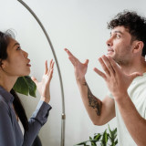 Prediksi Asmara Weton Tanggal 30 Maret 2026, Senin Lagi Punya Aura Pikat yang Kuat