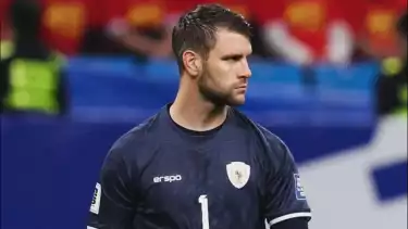 Kiper Timnas Indonesia, Maarten Paes