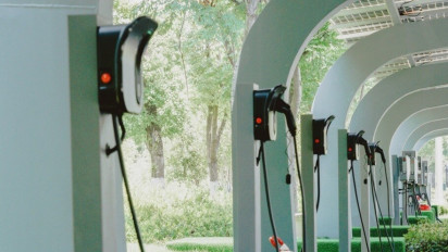 Komitmen Total Berkat Cawan Group: Akselerasi Investasi Energi Hijau dari Hulu ke Hilir