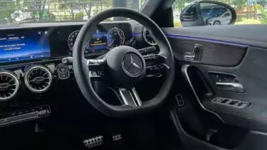 Mercedez-Benz CLA 200 AMG Line