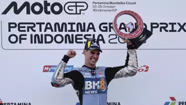 Pembalap Gresini Racing, Fermin Aldeguer meraih podium kedua di sprint race MotoGP Mandalika 2025.