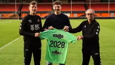 Kiper Keturunan Indonesia, Kayne Van Oevelen