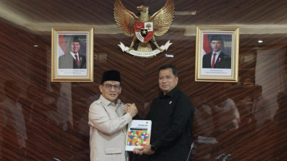 Wamenag Bahas Pembentukan Ditjen Pesantren dengan Wamen PAN-RB: Harapan Jadi Kado Hari Santri 2025