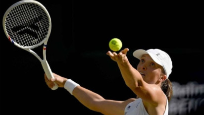 Melaju Mulus ke Babak Ketiga Wuhan Open, Iga Swiatek Catat Kemenangan ke-60 Musim Ini