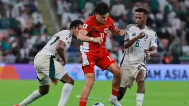 Ragnar Oratmangoen dalam laga Timnas Indonesia kontra Arab Saudi