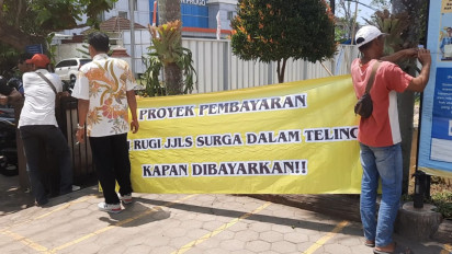Ganti Rugi Tak Kunjung Cair, Warga Terdampak Pelebaran JJLS Geruduk Kantor BPN Kulon Progo