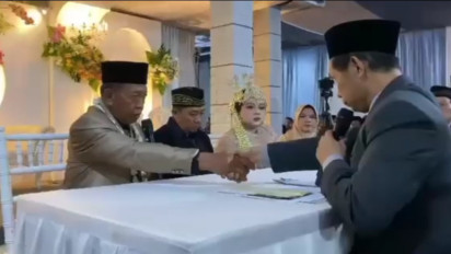 Bukan Rp3 Miliar, Ternyata Segini Mahar Asli Kakek 74 Tahun yang Nikahi Gadis Muda di Pacitan