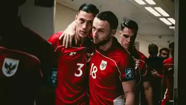 Marc Klok dan kapten Timnas Indonesia Jay Idzes