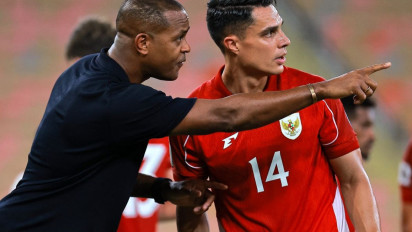 Di Tengah Rumor ke Persib atau Persija, Joey Pelupessy Tiba-tiba Ada di Skuad FC Groningen, Comeback ke Eredivisie?