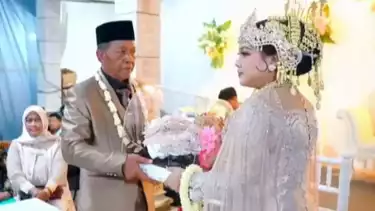 Menguak Tabir Viralnya Mahar Rp3 Miliar, Mulai Tuntutan Pelunasan Vendor Pernikahan Mbah Tarman Hingga Bukamnya keluarga
