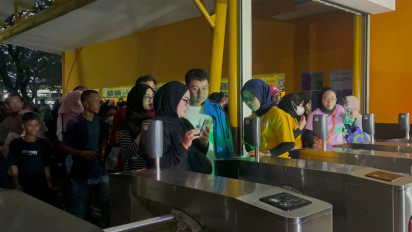 Pengunjung Night at the Ragunan Zoo Membludak Saat Hari Pertama Buka, Pramono Anung Prioritaskan Penanganan Parkir