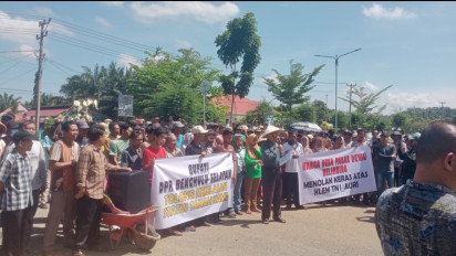 Selama 80 Tahun Tanah Tumpang Tindih dengan TNI AU, 400 KK Demo Kantor Bupati Bengkulu Selatan